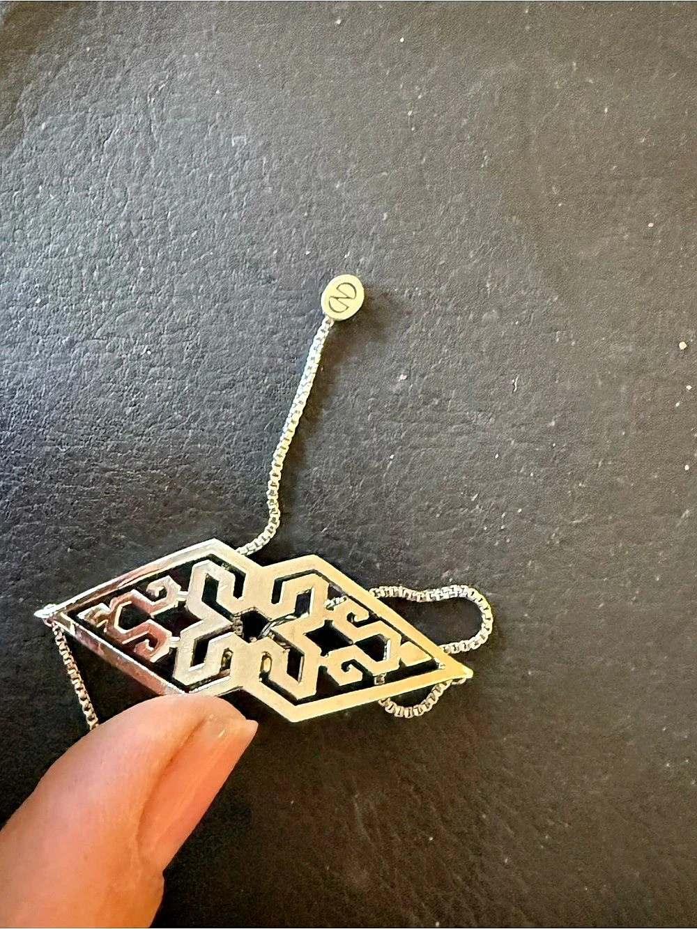 Geometric Pendant bracelet in Gold & Black Like New